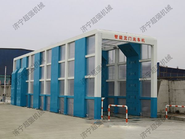定制高端龍門(mén)洗車(chē)機(jī)。
